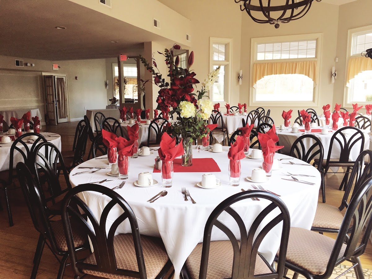 Anthony's Of Guilford